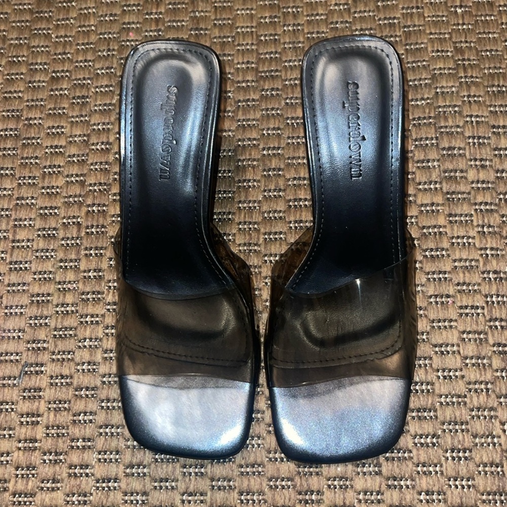 Superdown Heels Size 6